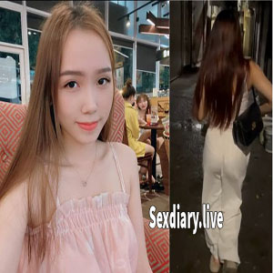 May Bay Làm Mẹ Đơn Thân Nên Phải Đi Làm Thêm Để Nuôi Con Nhỏ Sexdiary